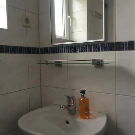 Marie Guest house *